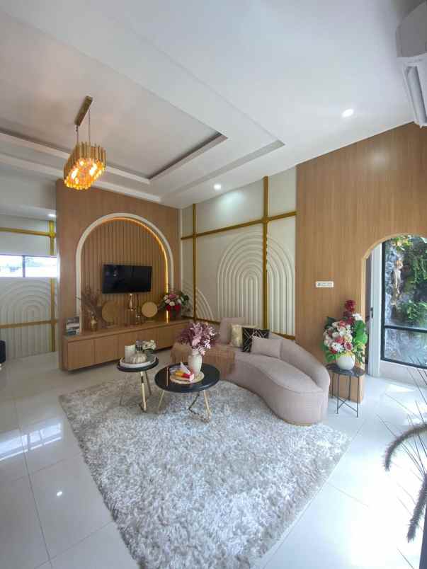 dijual rumah jl rambutan iii