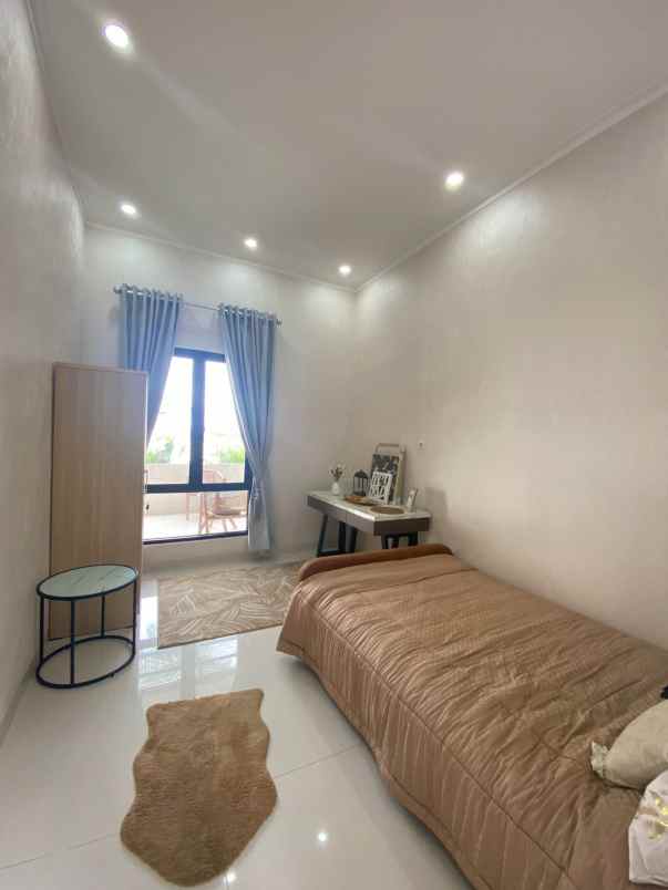 dijual rumah jl rambutan iii