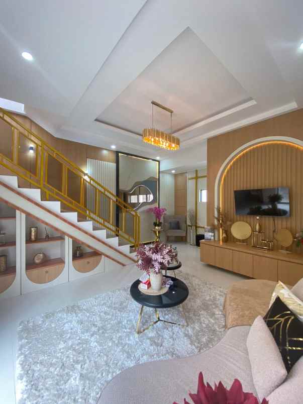 dijual rumah jl rambutan iii