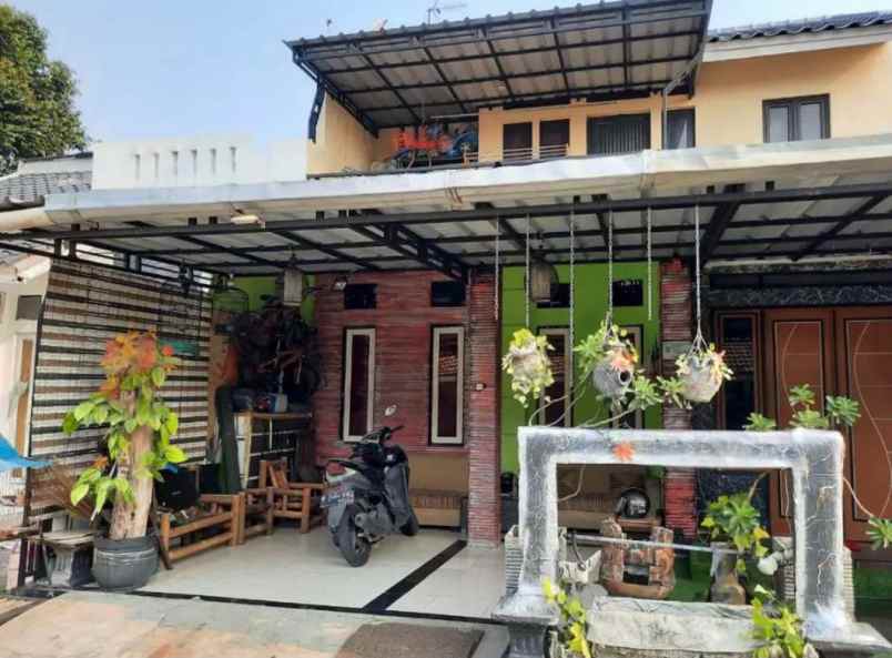 Rumah Full Furnish Dalam Cluster Strategis Dekat Tol Cikunir Jatimekar