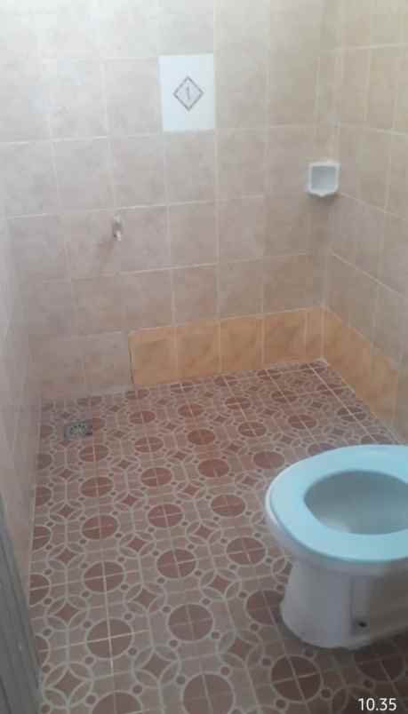 dijual rumah jl raya cipedak