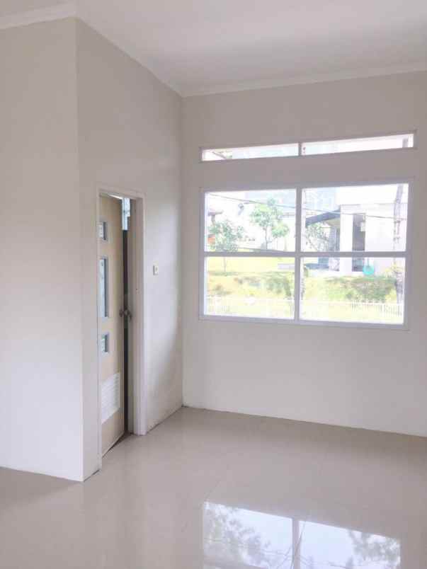 dijual rumah jl sersan bajuri no 99