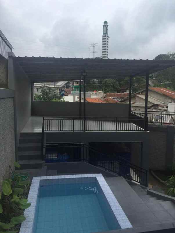 dijual rumah jl sersan bajuri no 99