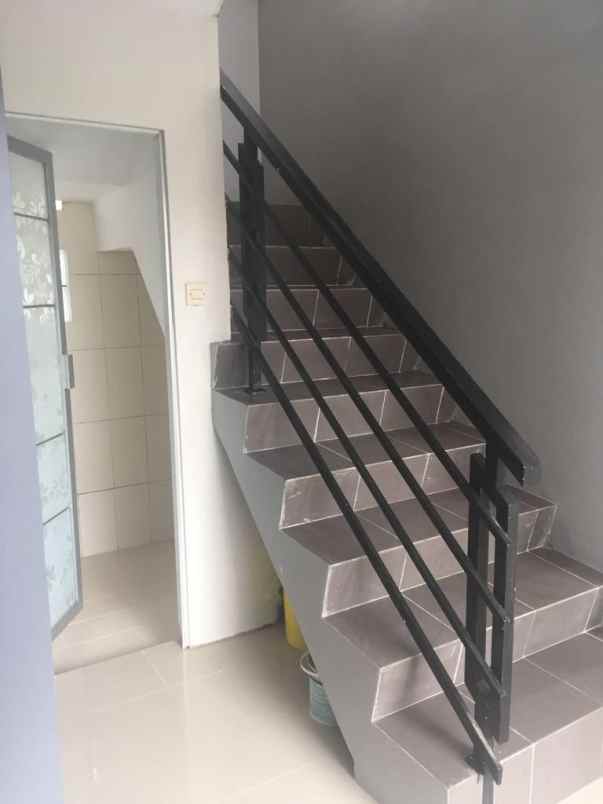 dijual rumah jl sersan bajuri no 99