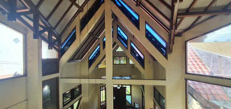 dijual rumah jl slamet riyadi rt 002 rw