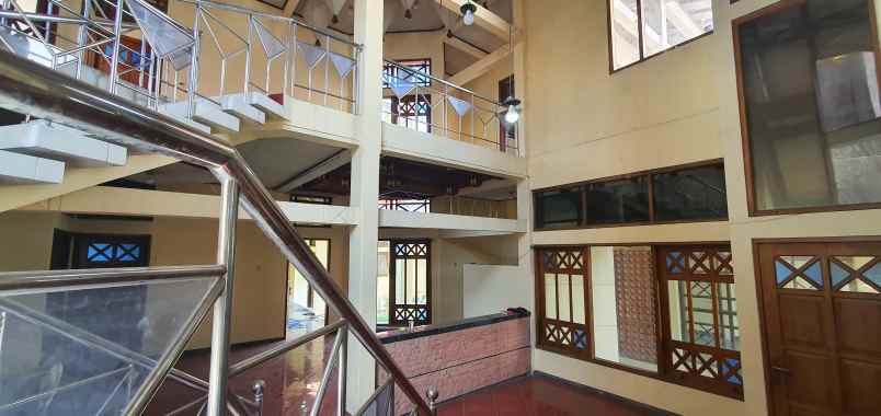 dijual rumah jl slamet riyadi rt 002 rw