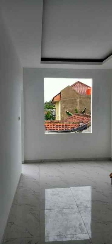 dijual rumah jl sumur bandung 1