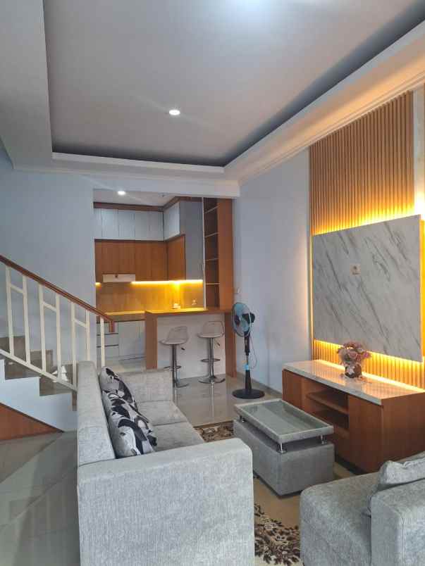 dijual rumah jl wibawa mukti jatiasih