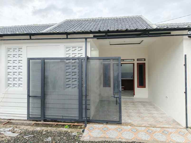 dijual rumah jln bojong malaka terusan