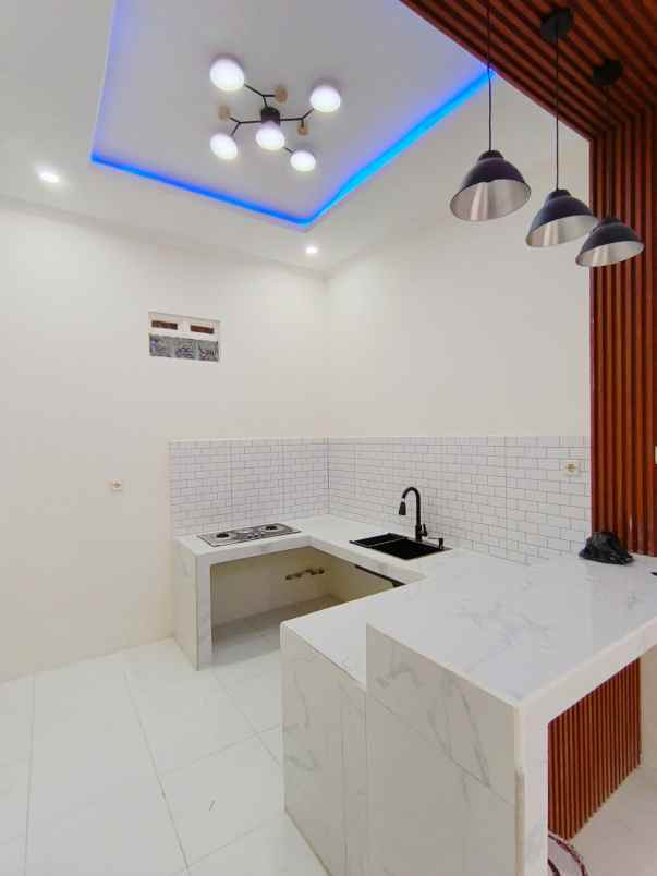 dijual rumah jln bojong malaka terusan