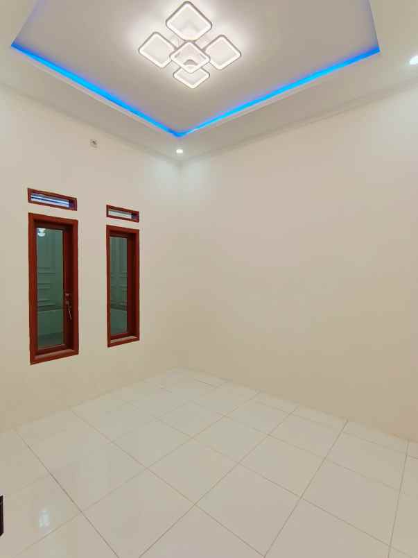 dijual rumah jln bojong malaka terusan