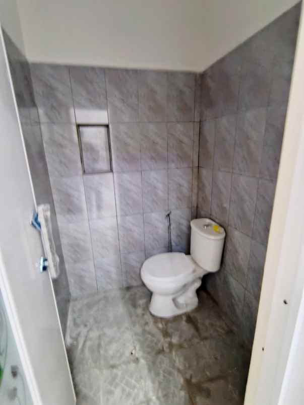 dijual rumah jln bojong malaka terusan