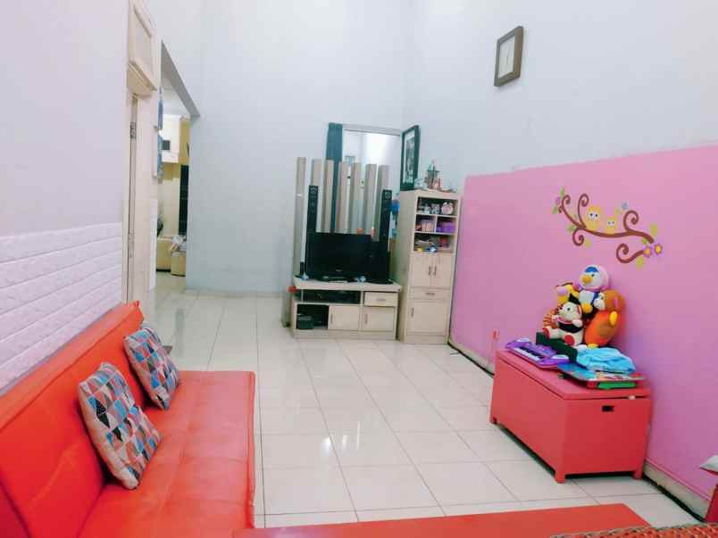 dijual rumah jln edelwis galaxy