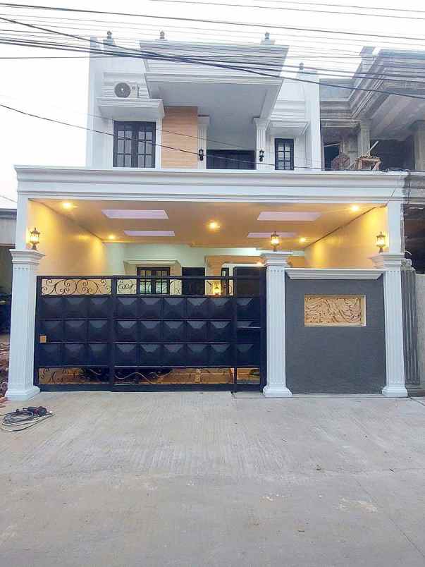 dijual rumah kalisari