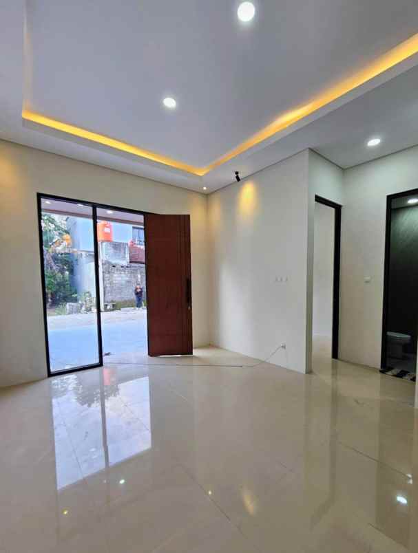dijual rumah kaliurang km 12 5