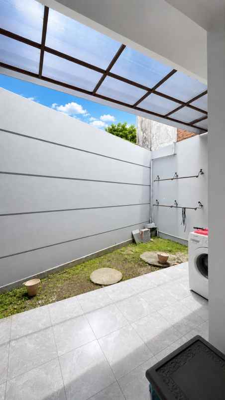 dijual rumah kaliurang km 9