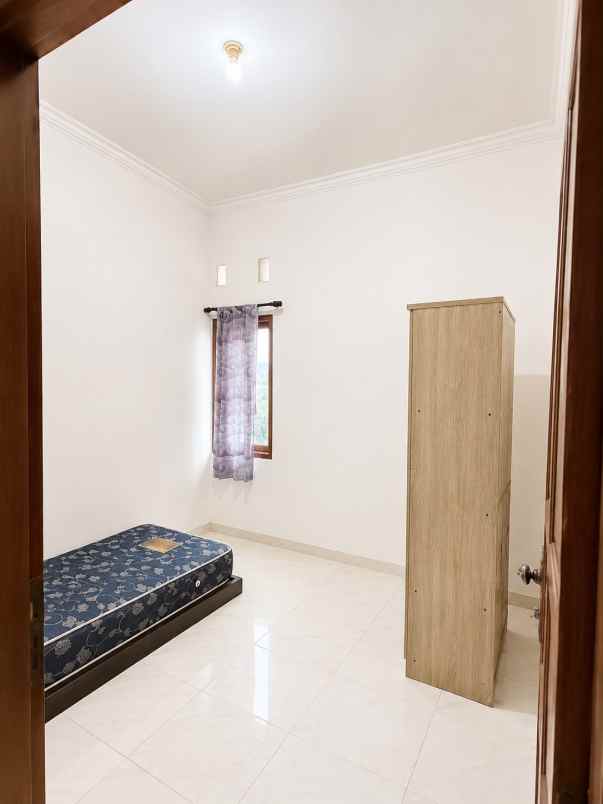 dijual rumah kaliurang km 9