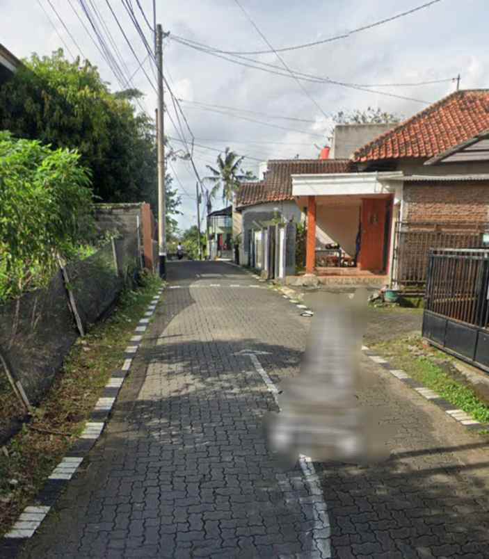 dijual rumah karangrejo
