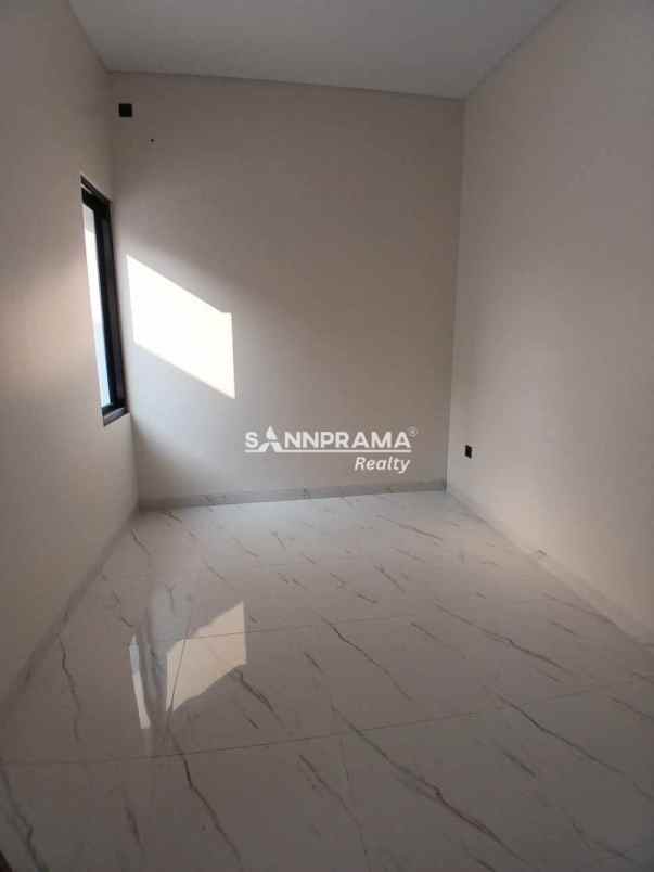 dijual rumah kav dki
