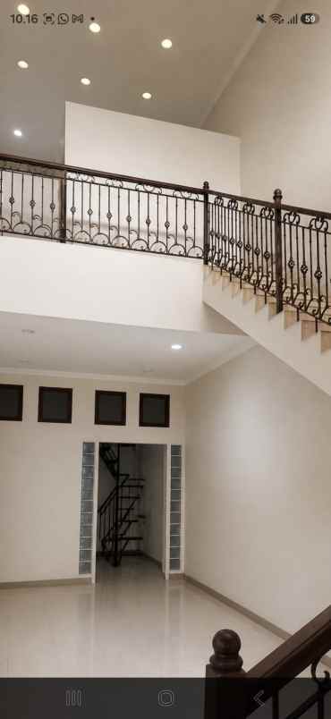 dijual rumah kayu putih pulo gadung