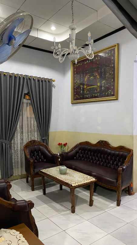dijual rumah kebon bawang