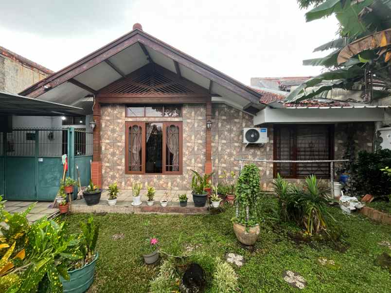 dijual rumah kec cicendo