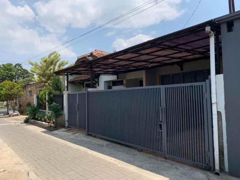 dijual rumah kec cimahi utara