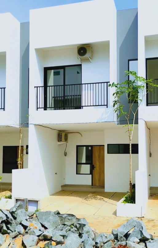 dijual rumah kelapa dua wetan ciracas