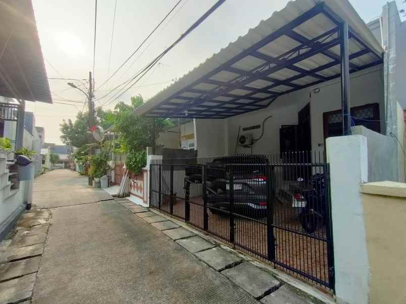 dijual rumah kelapa gading timur kelapa