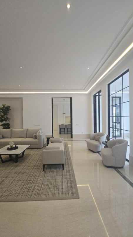 dijual rumah kemang dalam