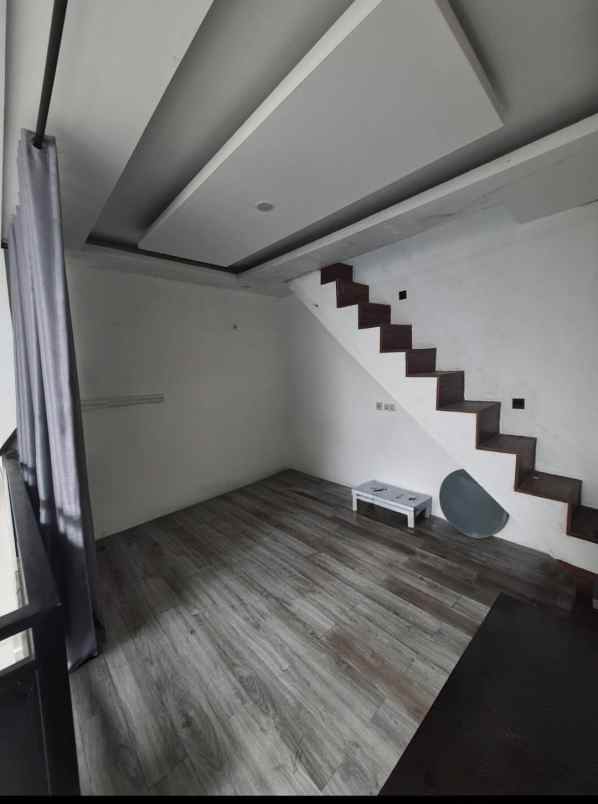 dijual rumah kemayoran