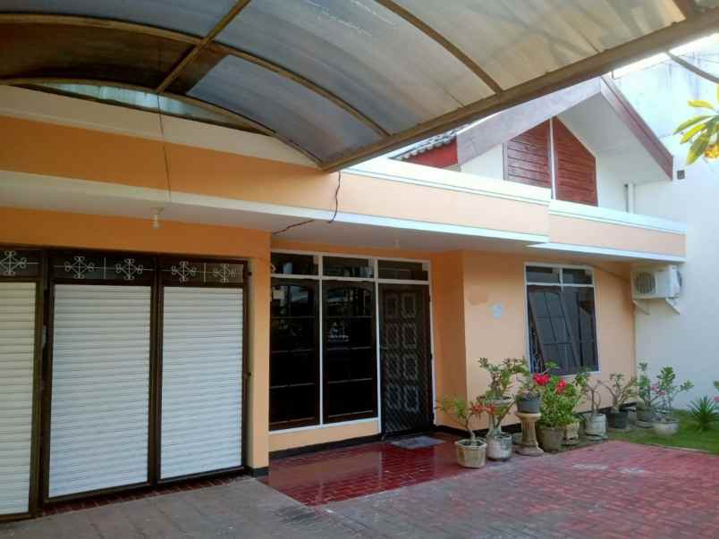 dijual rumah klampis
