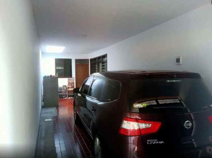dijual rumah klampis
