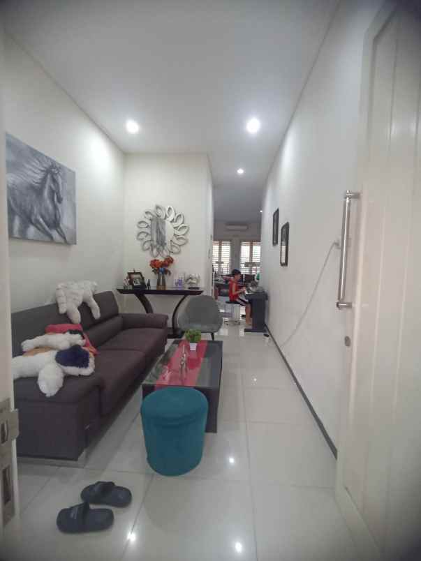 dijual rumah klampis