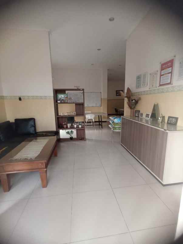 dijual rumah klampis