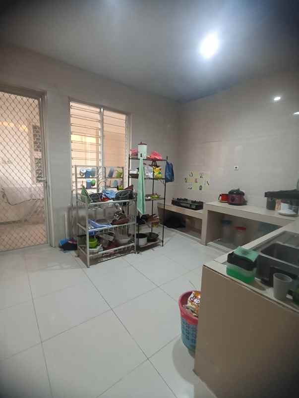 dijual rumah klampis