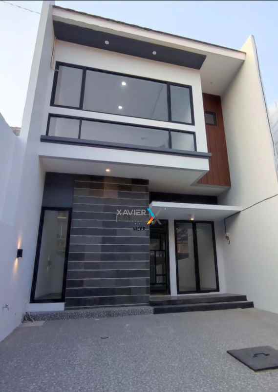 dijual rumah klampis semolo tengah