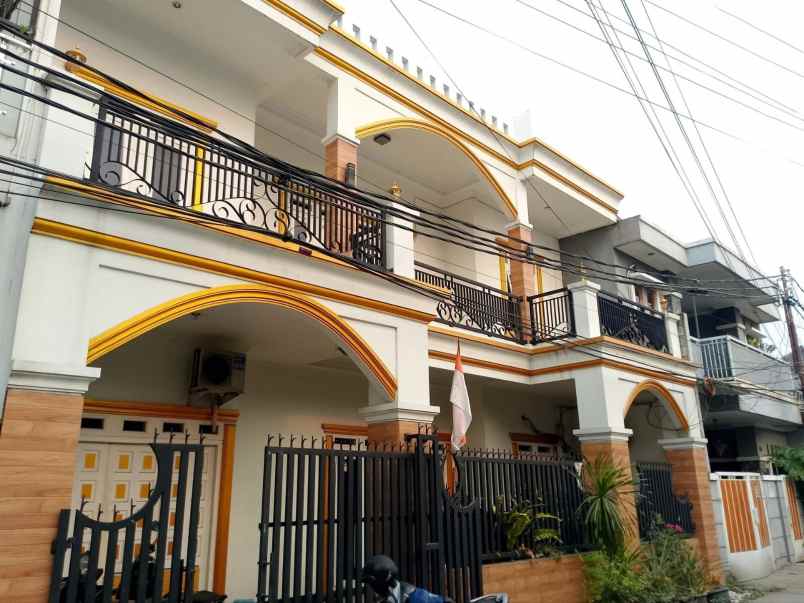 dijual rumah klender