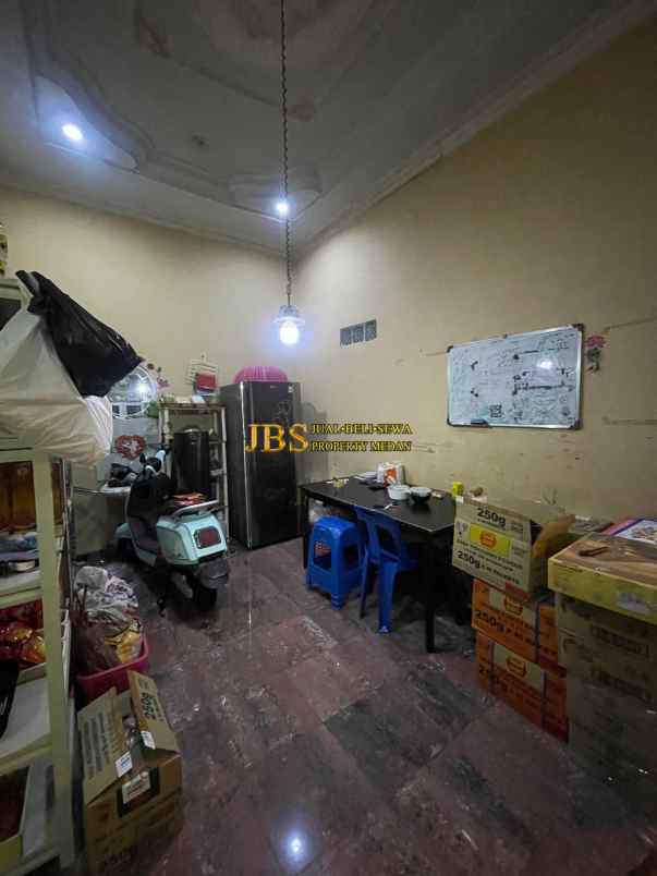 dijual rumah komplek cemara hijau jalan