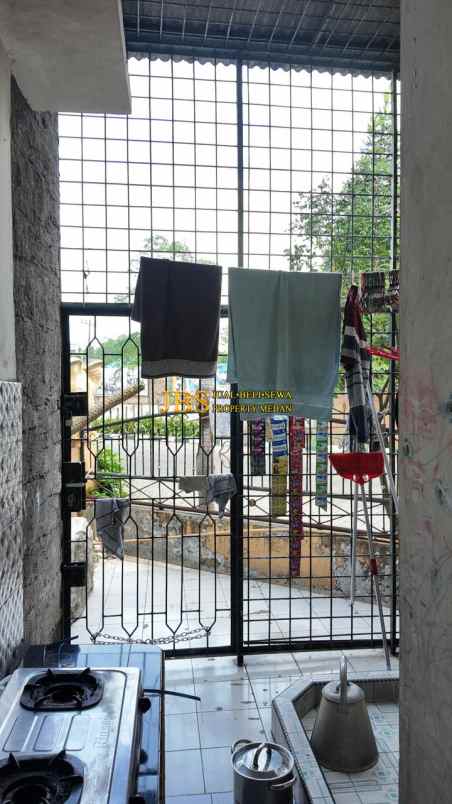 dijual rumah komplek cemara hijau jalan