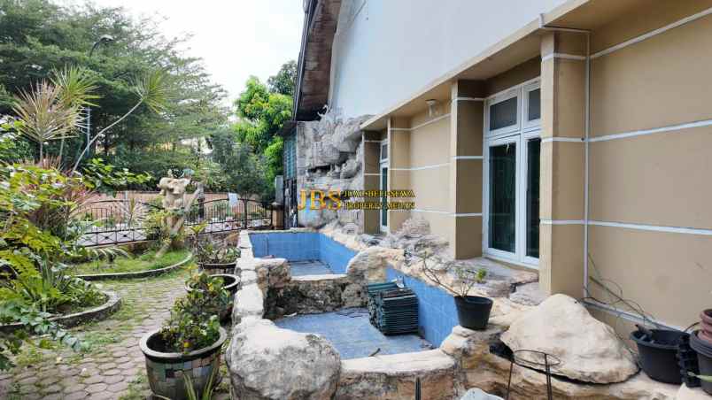dijual rumah komplek cemara hijau jalan