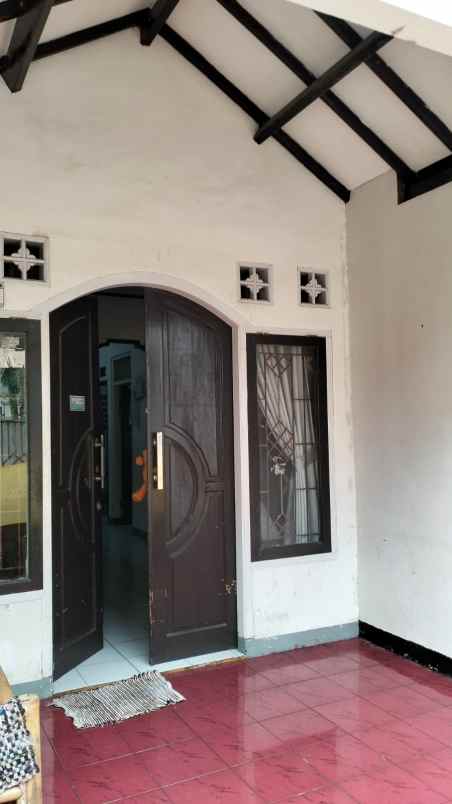 dijual rumah komplek cibiru indah bandung