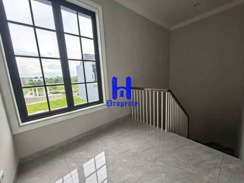 dijual rumah komplek citraland gama