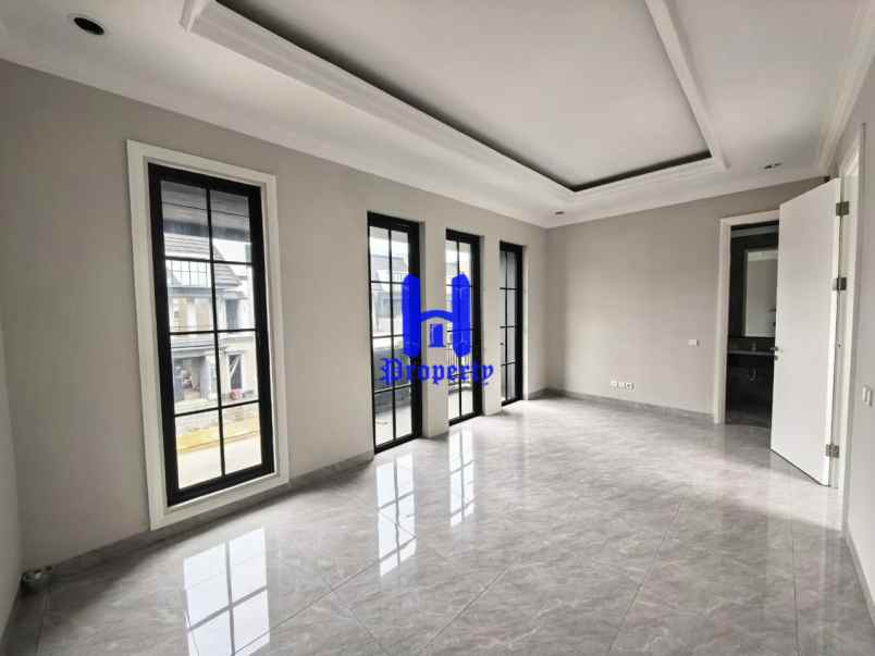 dijual rumah komplek citraland gama