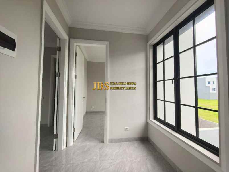 dijual rumah komplek citraland gama