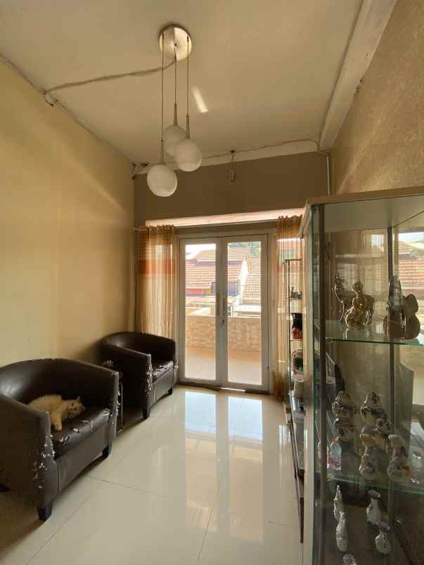 dijual rumah komplek griya pratama asri