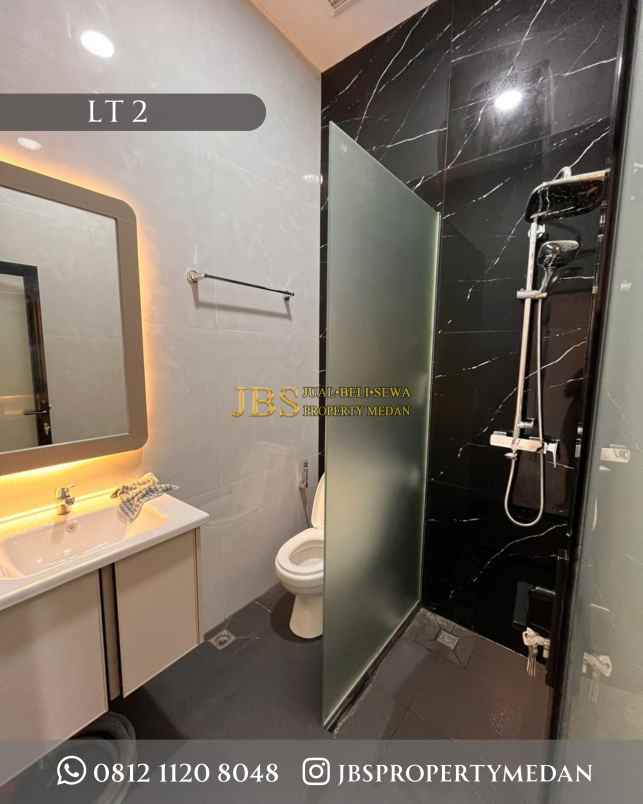 dijual rumah komplek mentari starlight