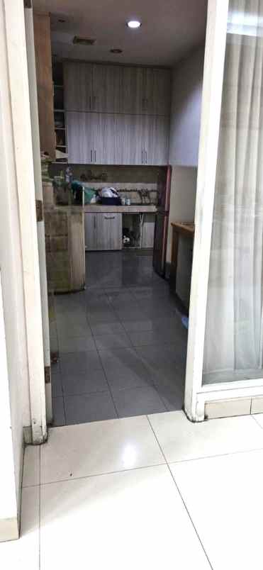 dijual rumah komplek persada sayang