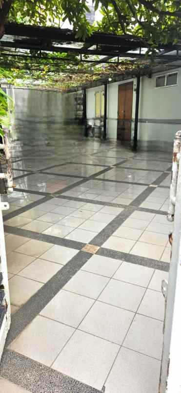 dijual rumah komplek persada sayang