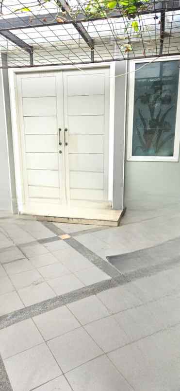 dijual rumah komplek persada sayang